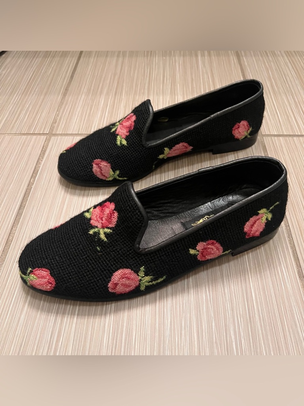 Larkspur Collection Needlepoint Rose rare Loafers Shoes 9.5